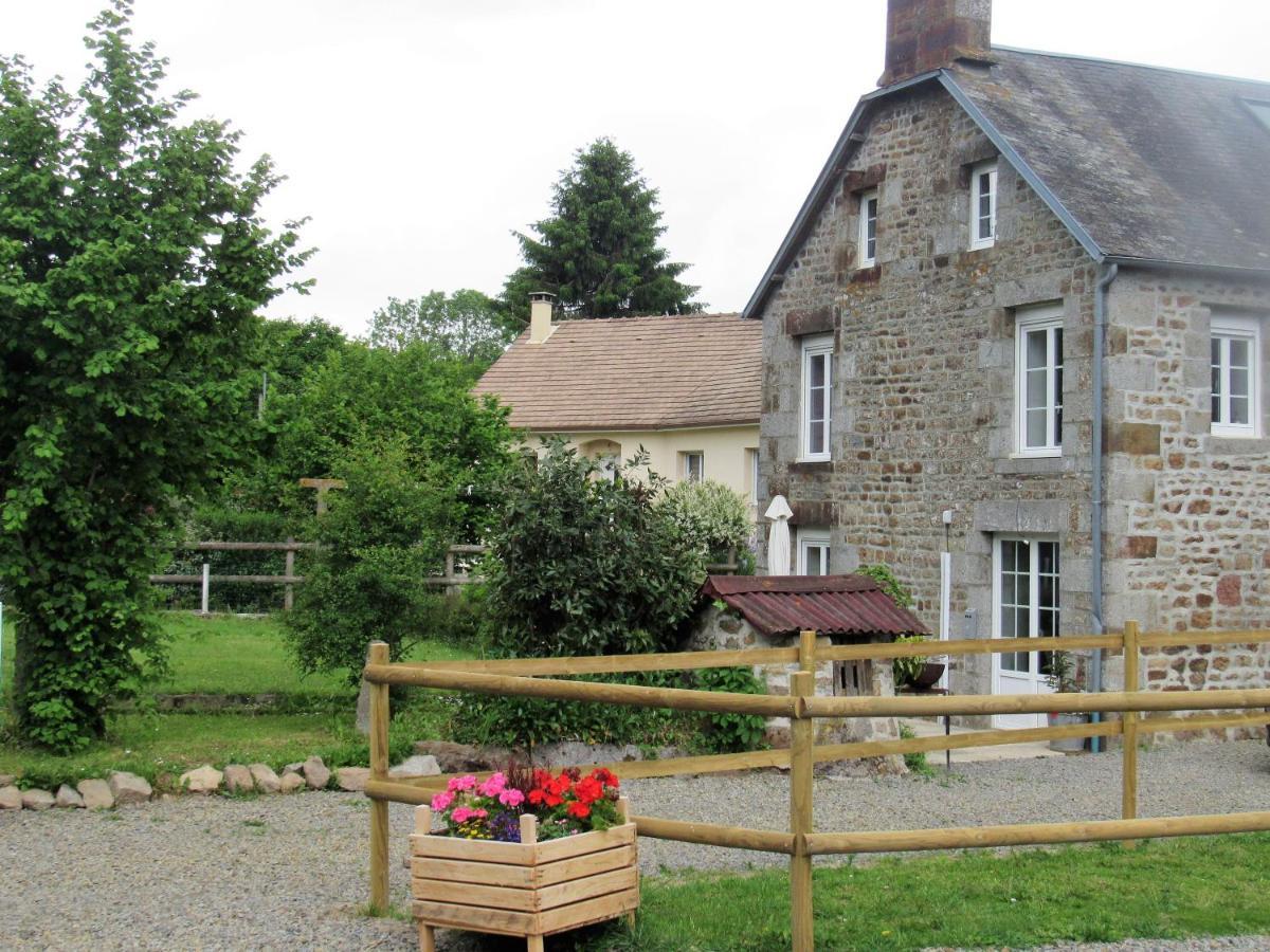 Gite Marlotte La Lande-Saint-Simeon ภายนอก รูปภาพ